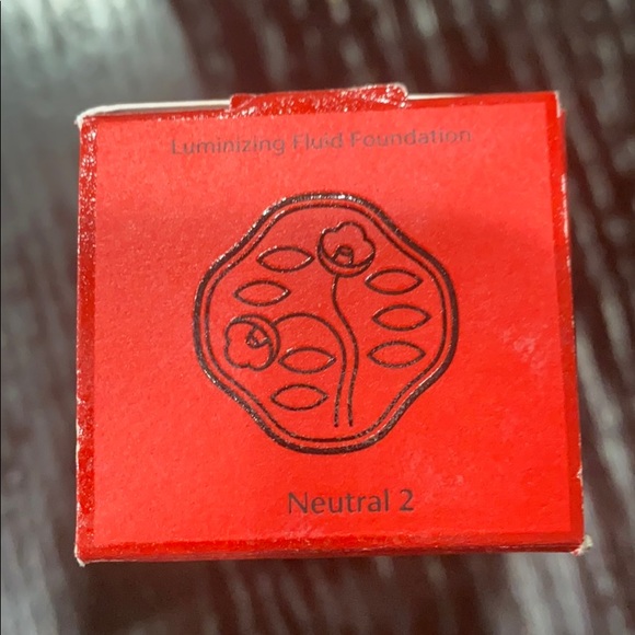 Luminizing foundation - Picture 5 of 5